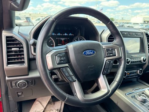 Used 2021 Ford Expedition XLT RWD image 11
