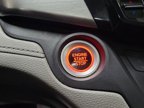 Used 2019 Honda Odyssey Touring image 31