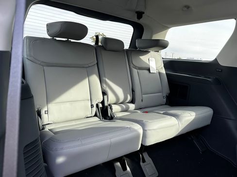 New 2026 Ford Expedition Active image 61