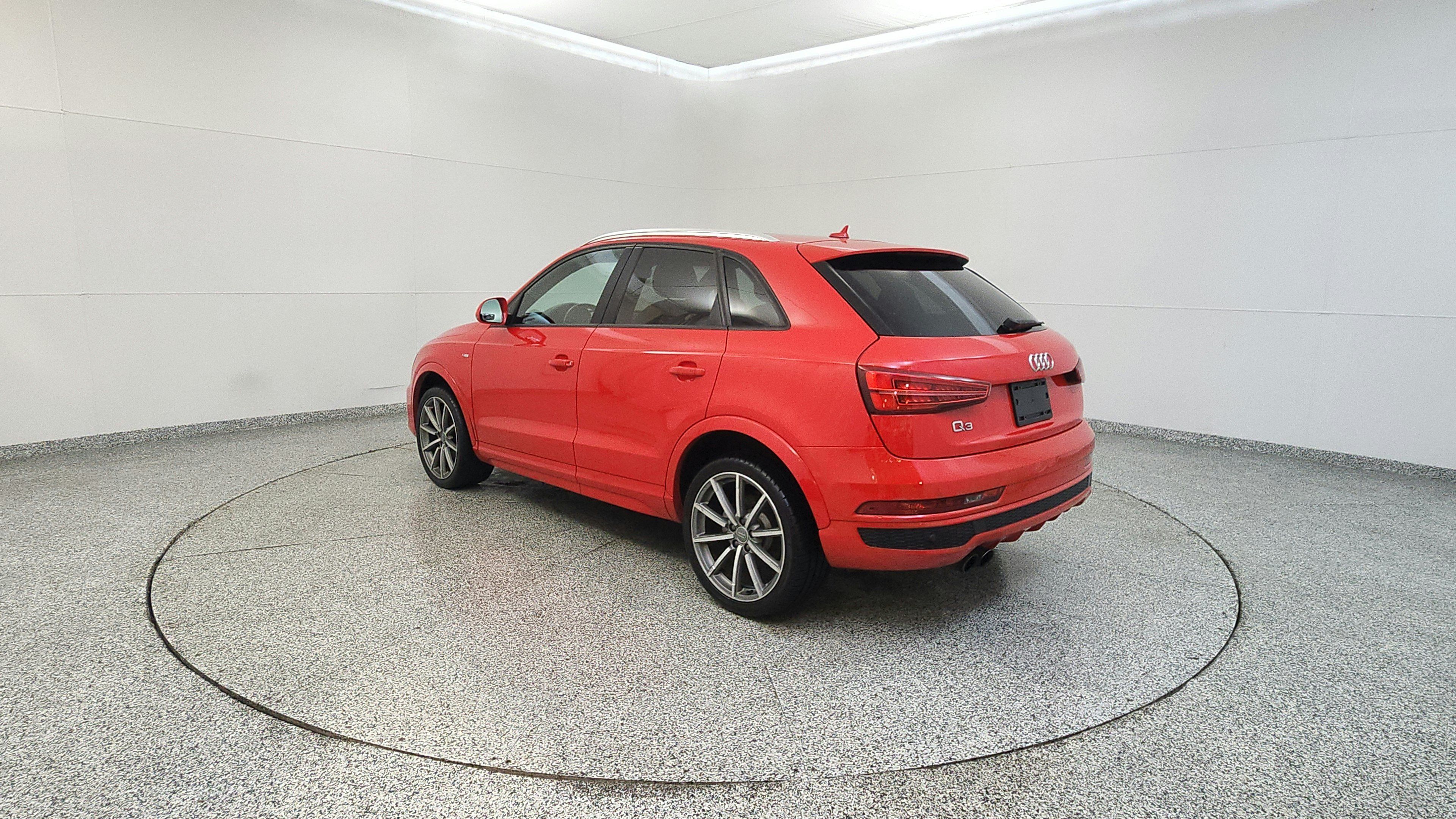 Used 2018 Audi Q3 2.0T Premium FWD image 3