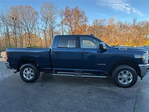 Used 2024 RAM 2500 Big Horn w/ Bed Utility Group image 28