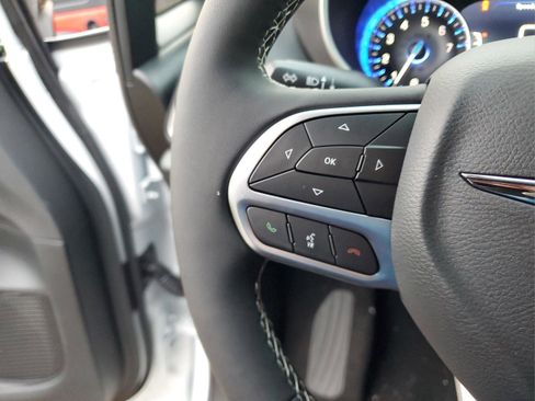 New 2026 Chrysler Voyager LX image 28