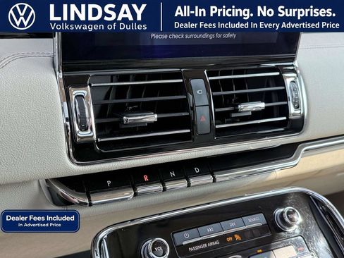 Used 2019 Lincoln Navigator L Reserve AWD/4WD image 19
