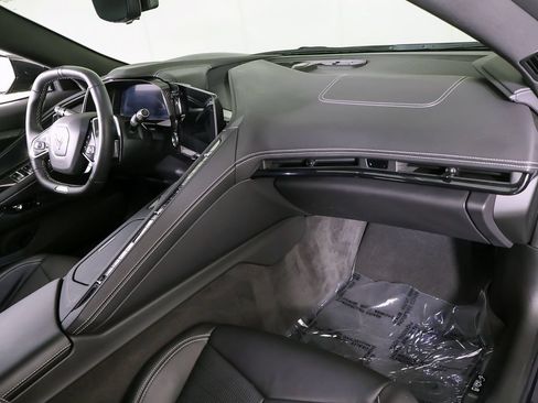 Used 2024 Chevrolet Corvette Z06 w/ Stealth Interior Trim Package RWD image 29