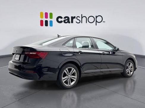 Used 2023 Volkswagen Jetta SE FWD image 5