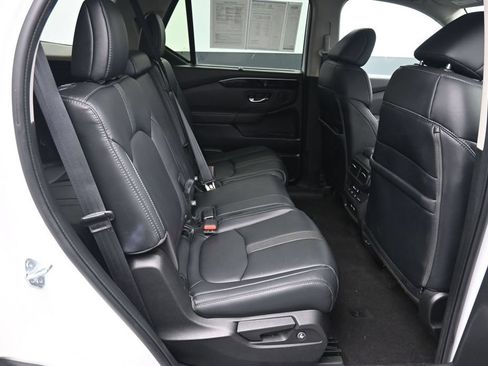Used 2023 Honda Pilot EX-L image 26