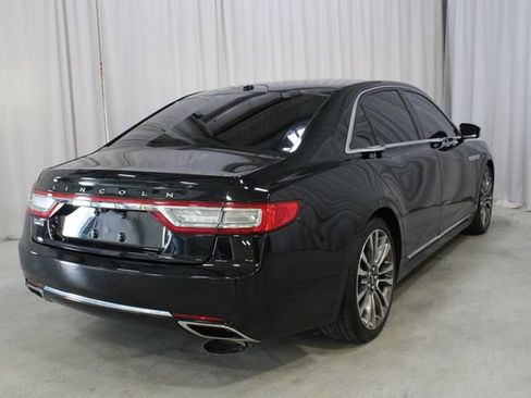 Used 2017 Lincoln Continental Select w/ Climate Package AWD/4WD image 25