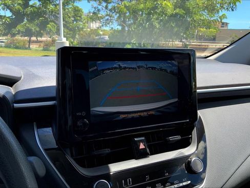 Used 2024 Toyota Corolla LE image 21