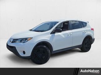 Used 2015 Toyota RAV4 LE image 1