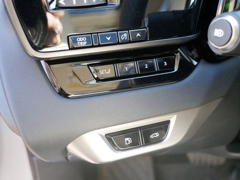 New 2026 Lexus RX 450h AWD image 18
