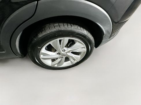 Used 2025 Buick Encore GX Preferred image 11