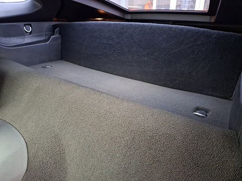 Used 2017 Chevrolet Corvette Stingray Coupe w/ 1LT image 10