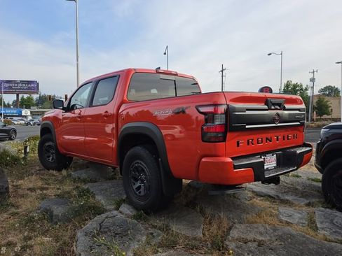 New 2026 Nissan Frontier PRO-4X w/ Tow Package AWD/4WD image 3