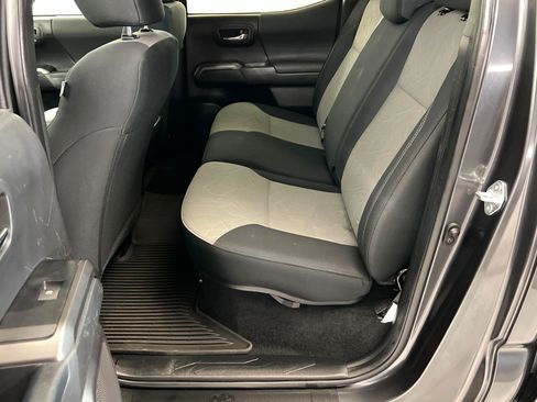 Certified 2023 Toyota Tacoma TRD Sport AWD/4WD image 22