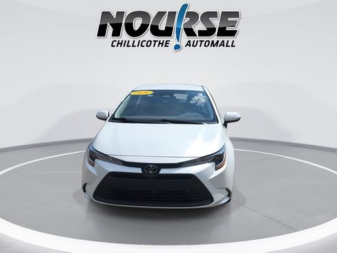 Used 2026 Toyota Corolla LE FWD image 3