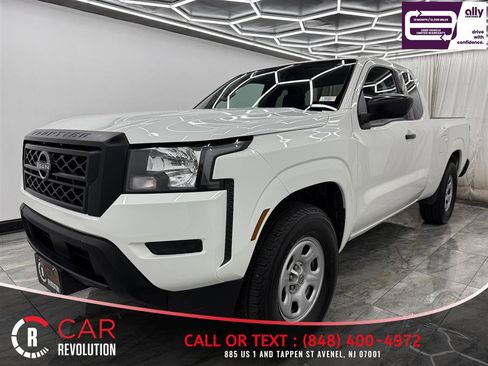Used 2023 Nissan Frontier S image 3