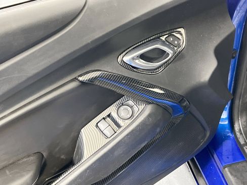 Used 2017 Chevrolet Camaro SS image 17