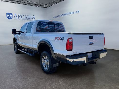 Used 2016 Ford F250 Lariat w/ Lariat Ultimate Package image 3