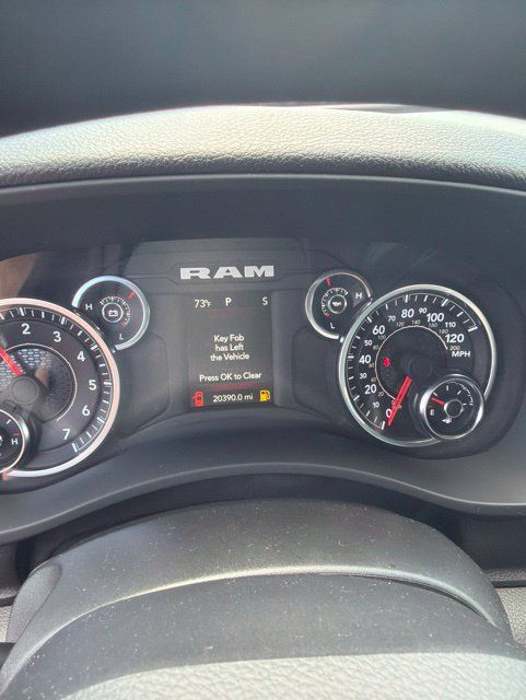 Used 2024 RAM 3500 Tradesman w/ Chrome Appearance Group AWD/4WD image 23