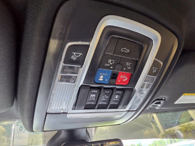 Used 2023 RAM 2500 Limited w/ Towing Technology Group AWD/4WD image 43