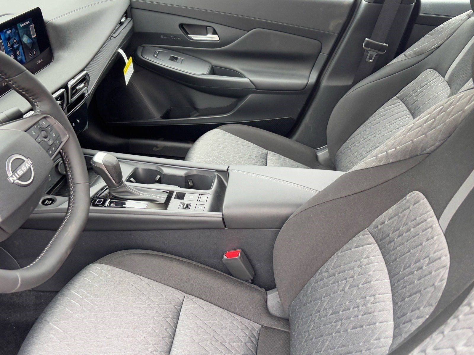 New 2026 Nissan Sentra SV w/ SV Convenience Package FWD image 19