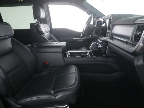 Used 2025 Ford F250 Platinum AWD/4WD image 35