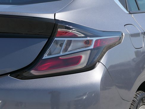 Used 2019 Chevrolet Volt LT FWD image 4