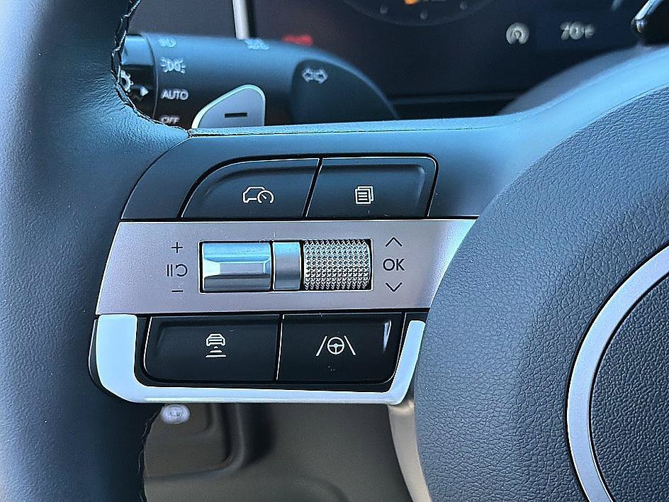 New 2026 Hyundai Tucson Limited FWD image 14