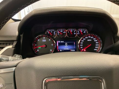 Used 2016 GMC Yukon SLE w/ Convenience Package AWD/4WD image 2