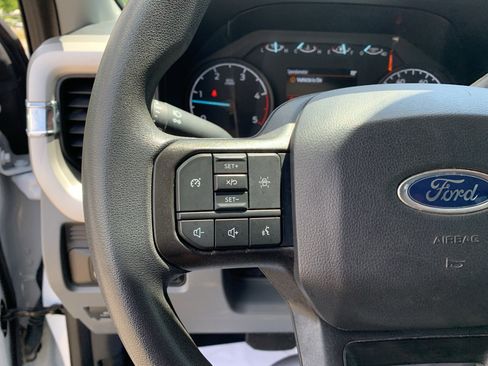 Used 2023 Ford F550 4x4 Crew Cab Super Duty image 17