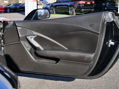 Used 2016 Chevrolet Corvette Z06 w/ 3LZ Preferred Equipment Group image 37