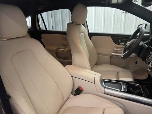 Used 2025 Mercedes-Benz GLA 250 image 20