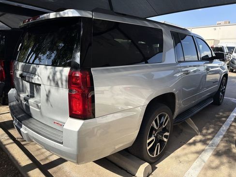 Used 2020 Chevrolet Suburban Premier RWD image 3