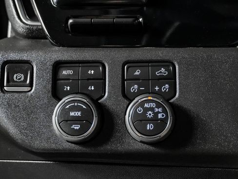 Used 2024 Chevrolet Silverado 3500 LTZ w/ LTZ Plus Package AWD/4WD image 24