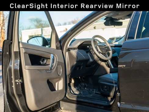 Used 2025 Land Rover Discovery Sport S image 11