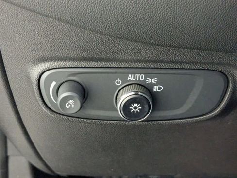 Certified 2023 Chevrolet Equinox RS w/ RS Leather Package image 15