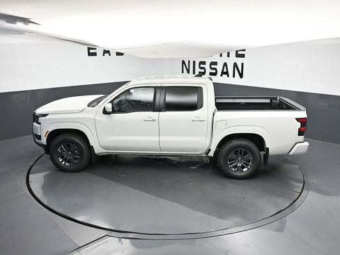 New 2025 Nissan Frontier SV w/ SV Convenience Package image 30