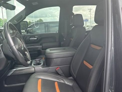 Used 2020 GMC Sierra 2500 AT4 w/ AT4 Premium Package AWD/4WD image 7
