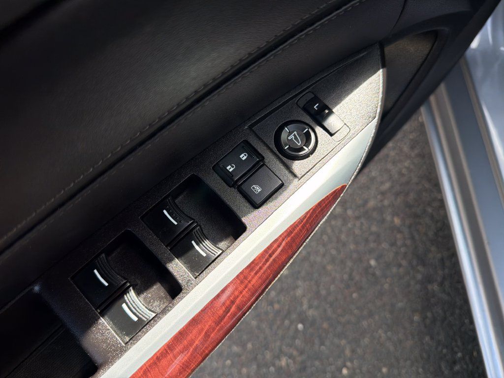 Used 2016 Acura TLX w/ Technology Package FWD image 15