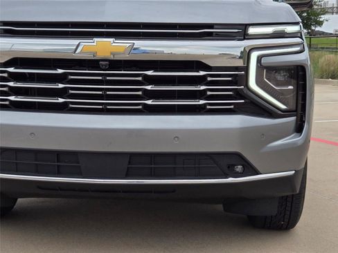 Used 2025 Chevrolet Tahoe Premier RWD image 6
