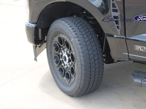 New 2026 Ford F350 Lariat w/ Black Appearance Package AWD/4WD image 5