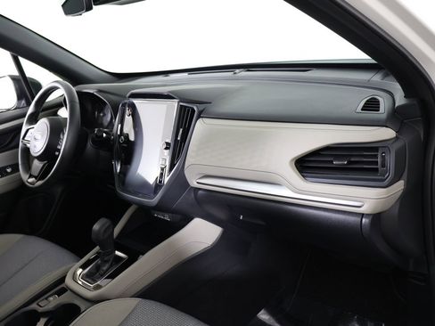 Used 2025 Subaru Forester Premium image 28