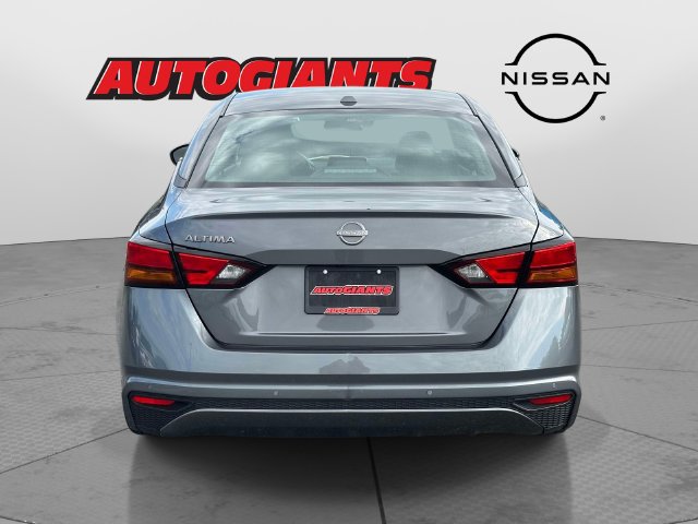 Used 2025 Nissan Altima 2.5 SV FWD image 5