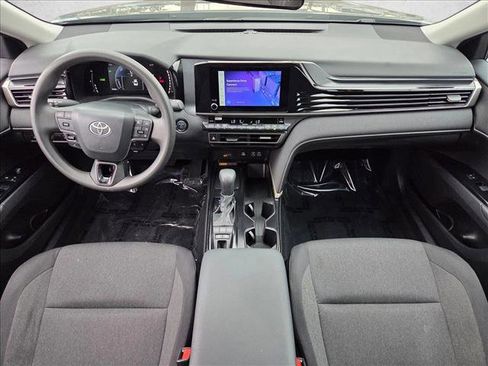 Used 2025 Toyota Camry LE image 26