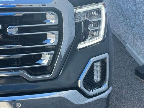 Used 2022 GMC Sierra 1500 SLT AWD/4WD image 12