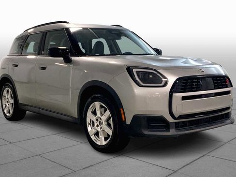 Certified 2025 MINI Cooper Countryman S image 2