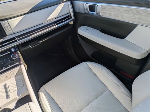 Used 2025 Hyundai Santa Fe Calligraphy image 19