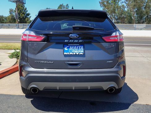 Used 2024 Ford Edge Titanium image 6
