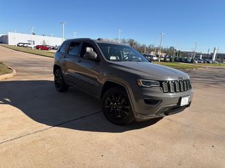 Used 2021 Jeep Grand Cherokee Laredo X video 3