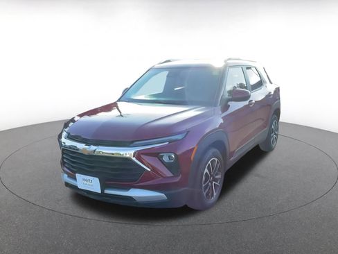 Used 2025 Chevrolet TrailBlazer LT image 7